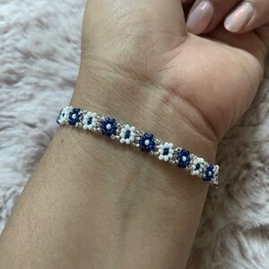 HANDMADE BEADED BRACELET